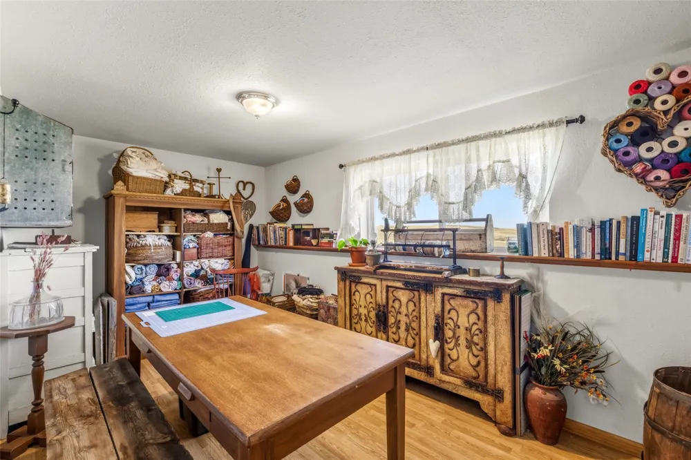 6055 Homesteader Lane Hayden, CO 81639