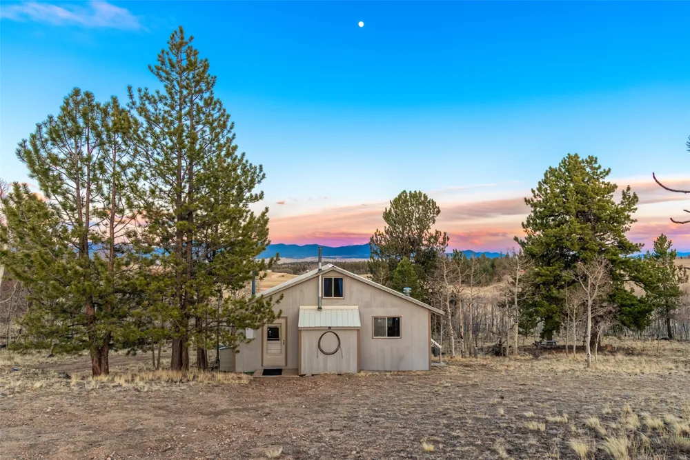 81 Pistol Way Como, CO 80432