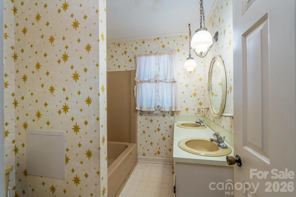 1836 Westbrook Road Edgemoor, SC 29712