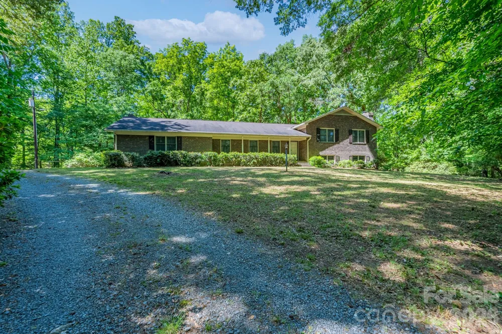 1836 Westbrook Road Edgemoor, SC 29712