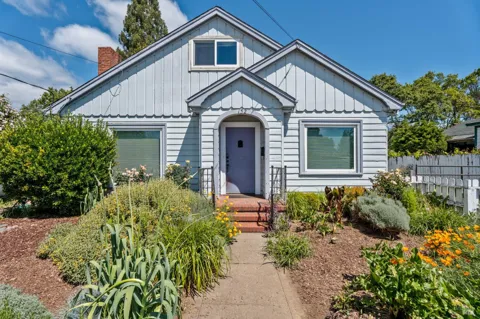 132 E Valley Street
