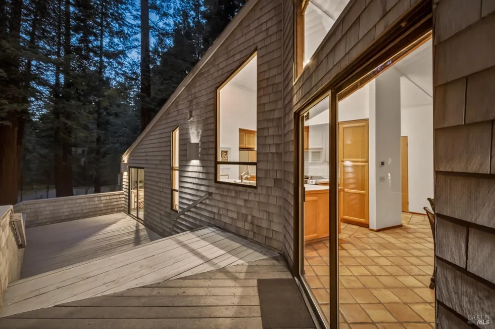 37250 Schooner Drive The Sea Ranch, CA 95497