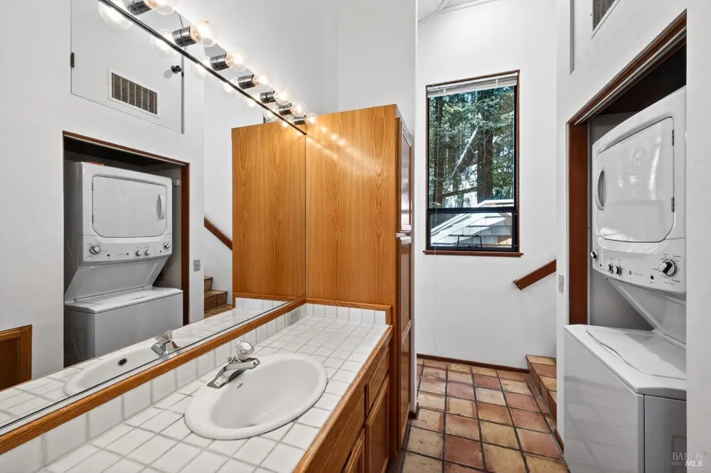 37250 Schooner Drive The Sea Ranch, CA 95497