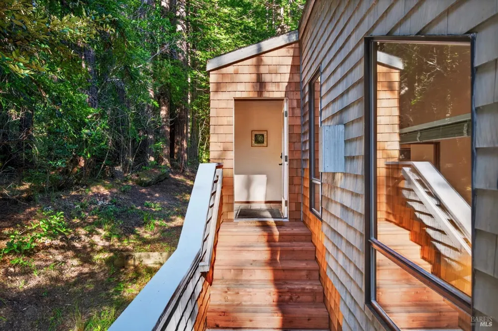 37250 Schooner Drive The Sea Ranch, CA 95497