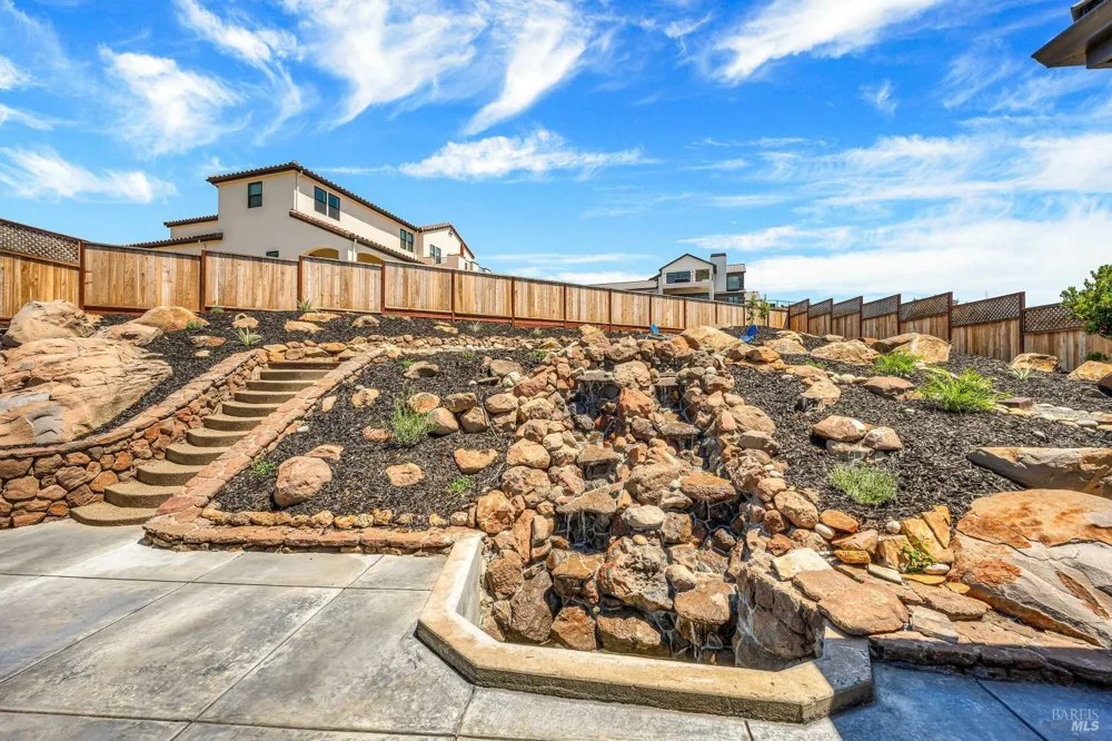 3776 Crown Hill Drive Santa Rosa, CA 95404