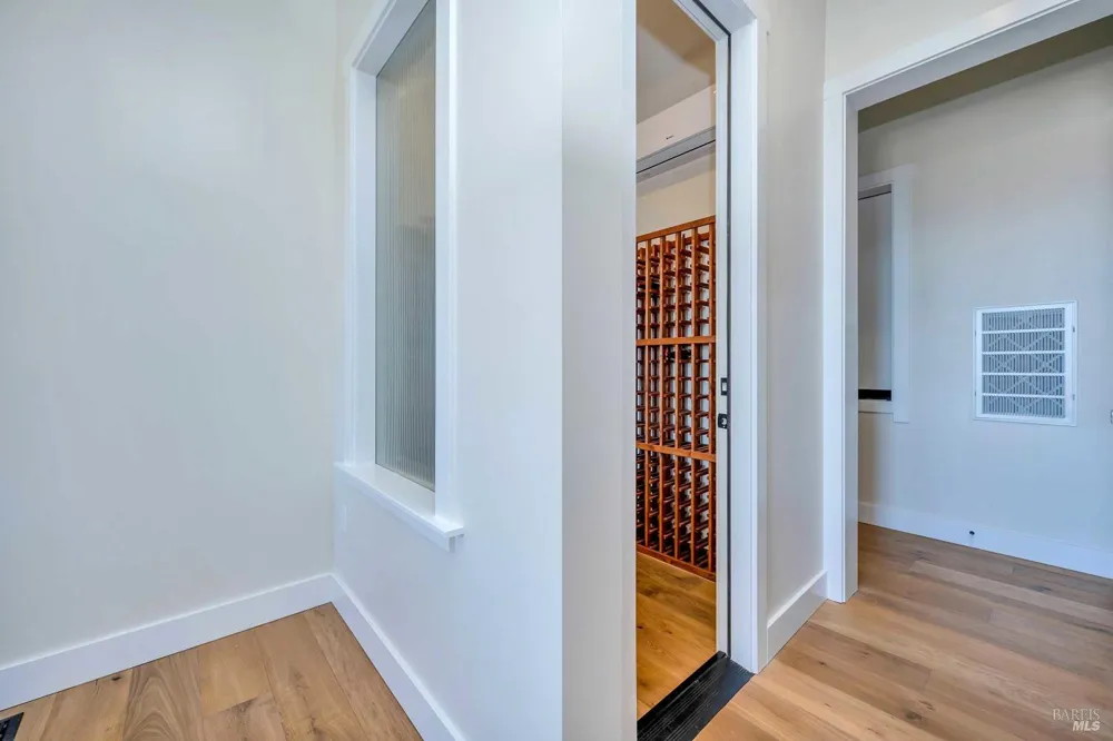 3776 Crown Hill Drive Santa Rosa, CA 95404