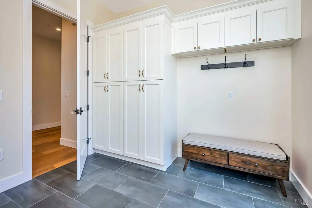3776 Crown Hill Drive Santa Rosa, CA 95404