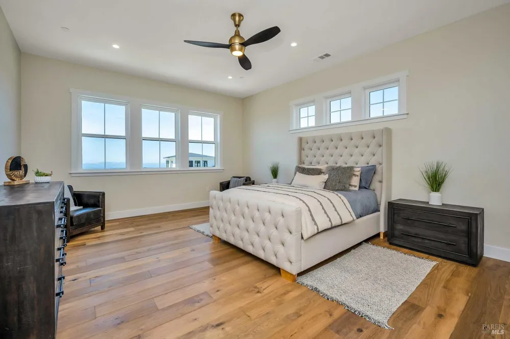 3776 Crown Hill Drive Santa Rosa, CA 95404