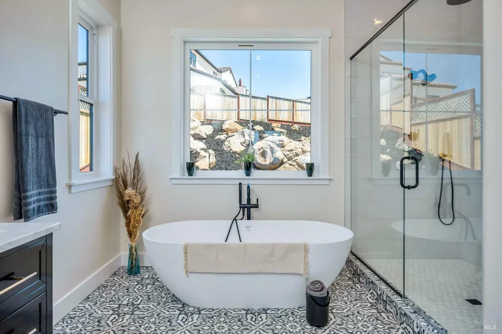 3776 Crown Hill Drive Santa Rosa, CA 95404