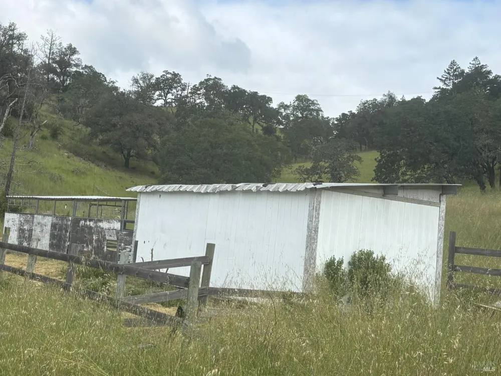 6971 St Helena Road Santa Rosa, CA 95404
