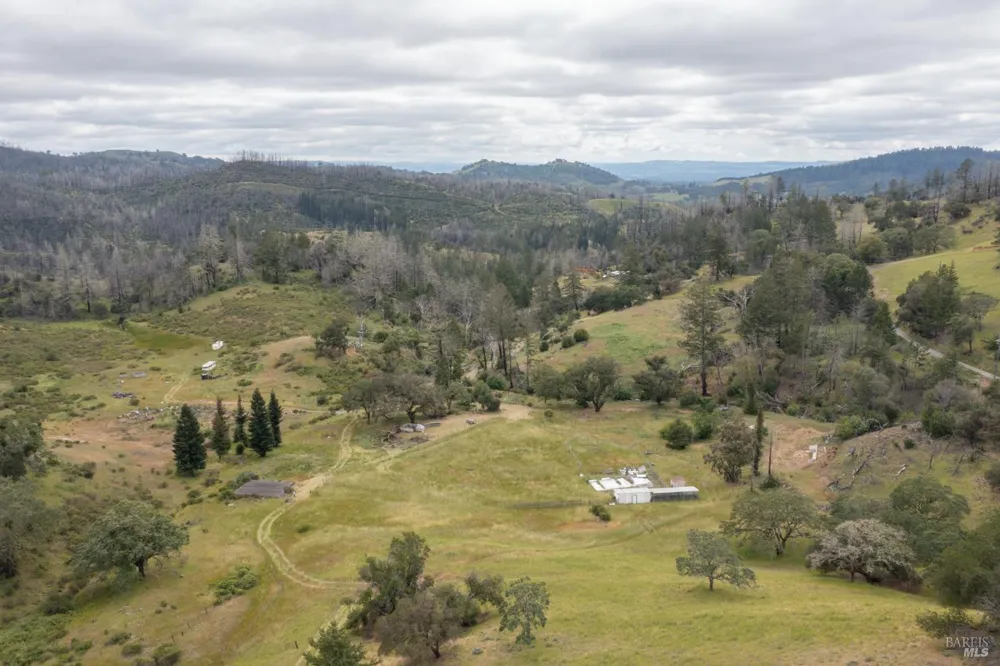 6971 St Helena Road Santa Rosa, CA 95404