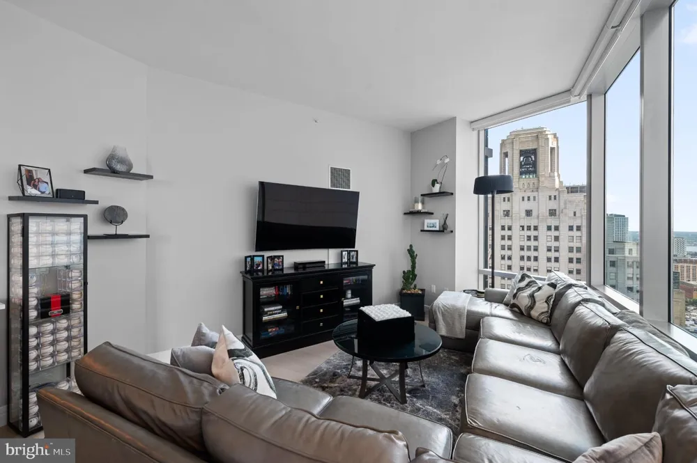 1414 S PENN SQ #36A Philadelphia, PA 19102