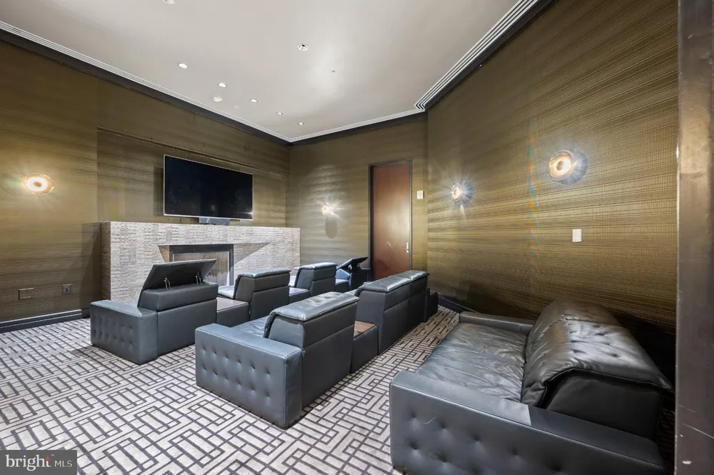 1414 S PENN SQ #36A Philadelphia, PA 19102