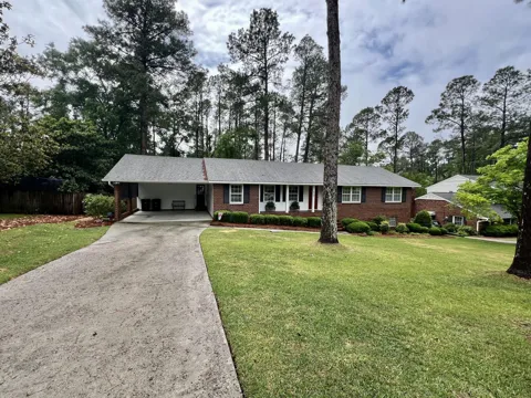 818 Dunbarton Drive