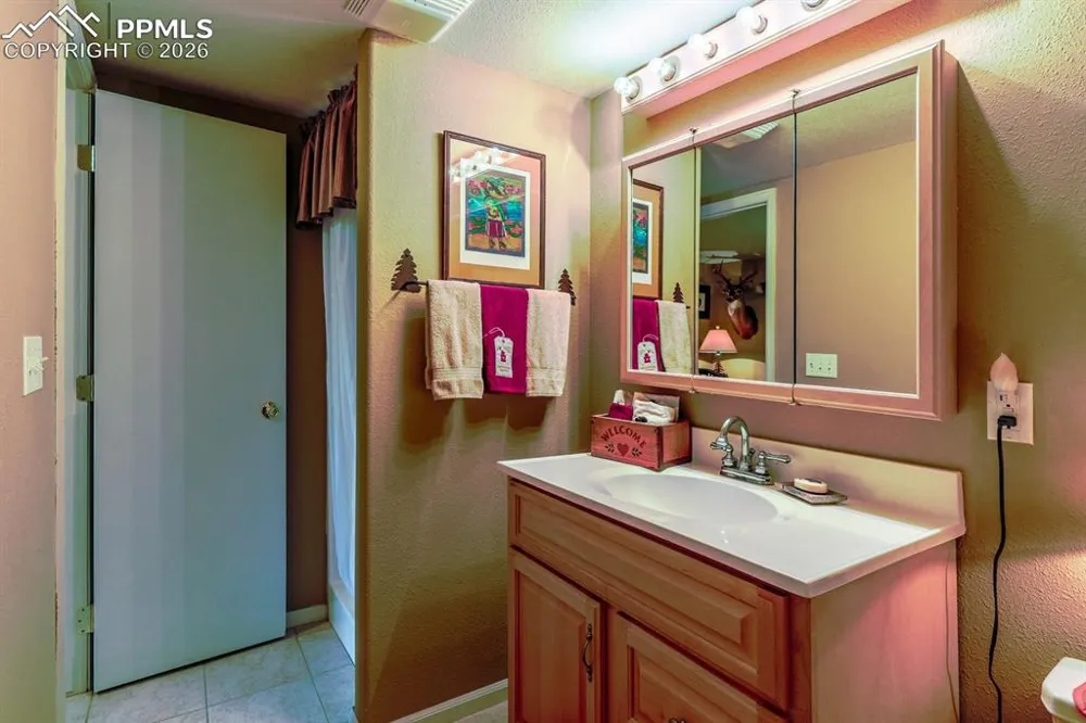 7260 Remington Road Como, CO 80432