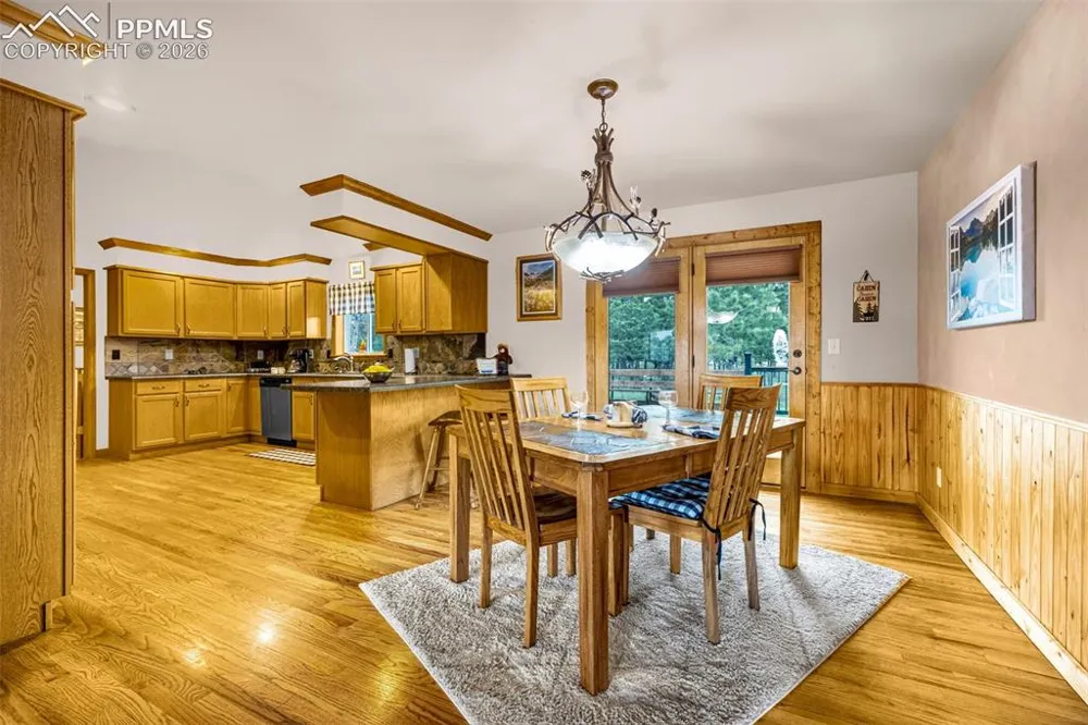 143 Ring Road Guffey, CO 80820