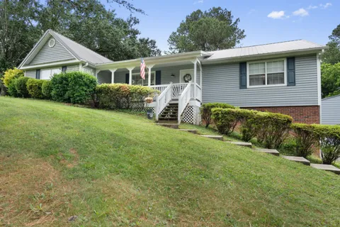 2443 NW Valley Hills Trail