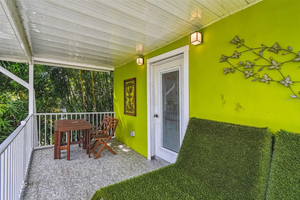 3203 E YUKON STREET Tampa, FL 33604
