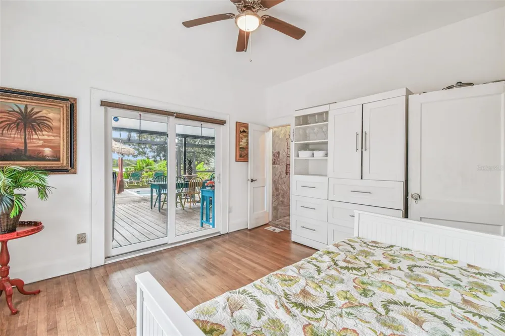 3203 E YUKON STREET Tampa, FL 33604