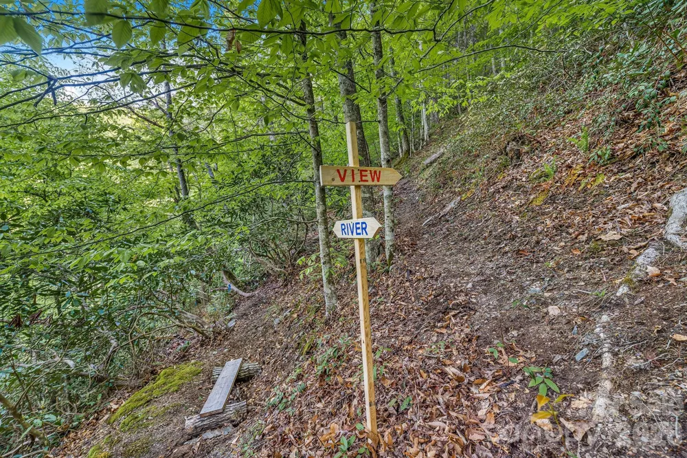 31 Caddis Court Marshall, NC 28753