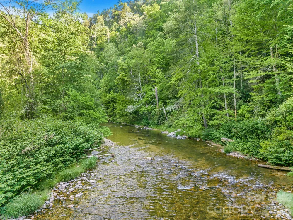 31 Caddis Court Marshall, NC 28753