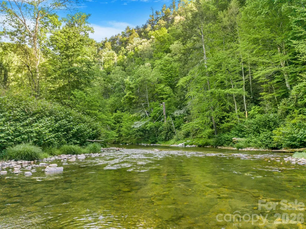 31 Caddis Court Marshall, NC 28753