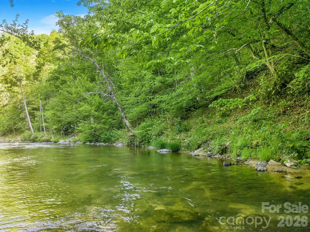 31 Caddis Court Marshall, NC 28753
