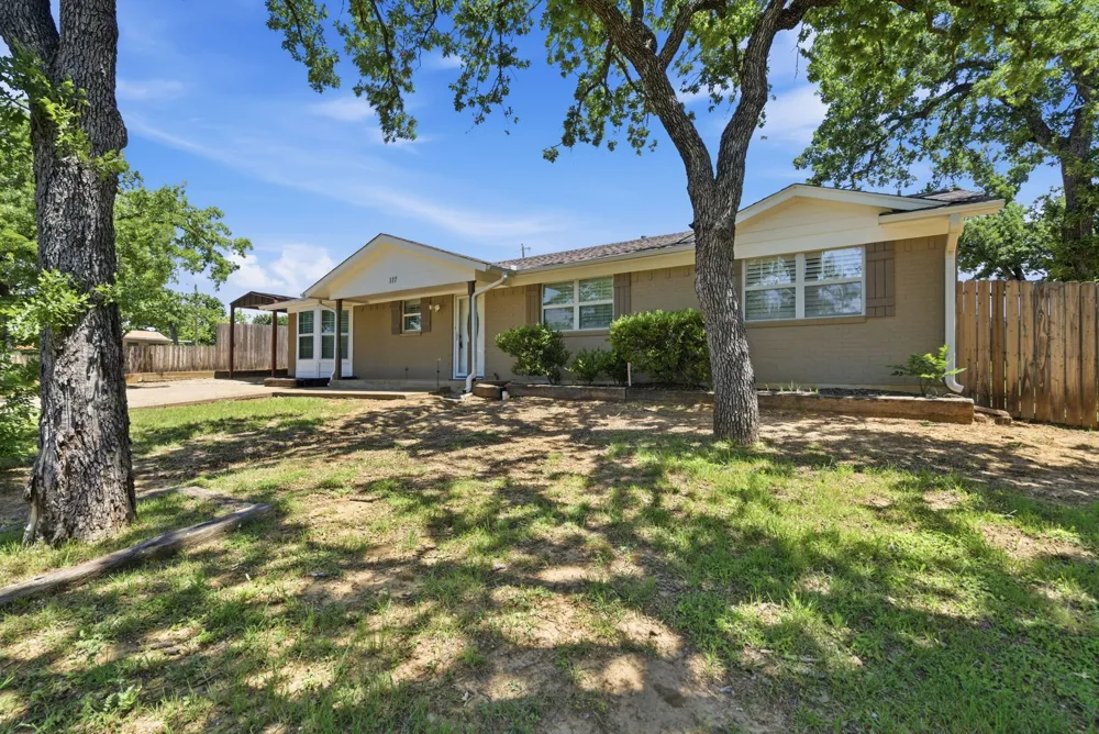 117 Bryan Street Jacksboro, TX 76458