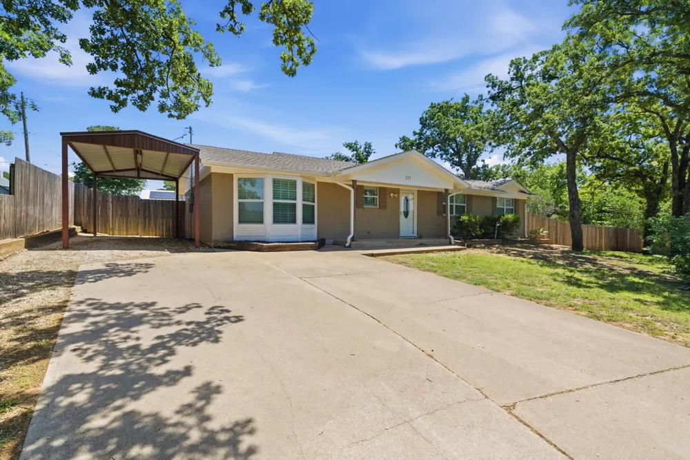 117 Bryan Street Jacksboro, TX 76458