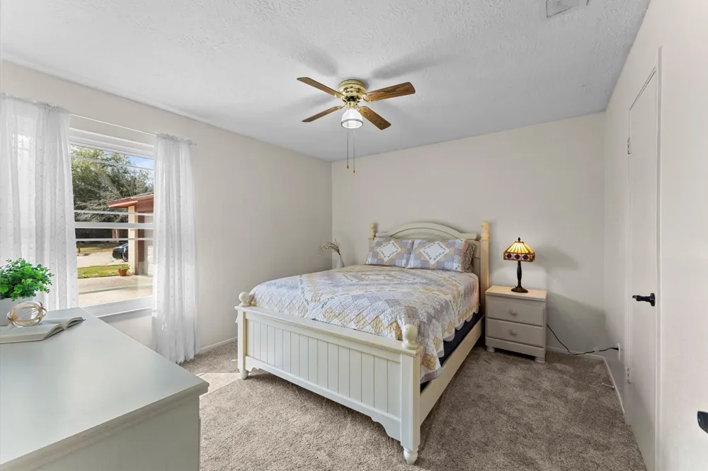 17815 Heritage Colony Court Webster, TX 77598