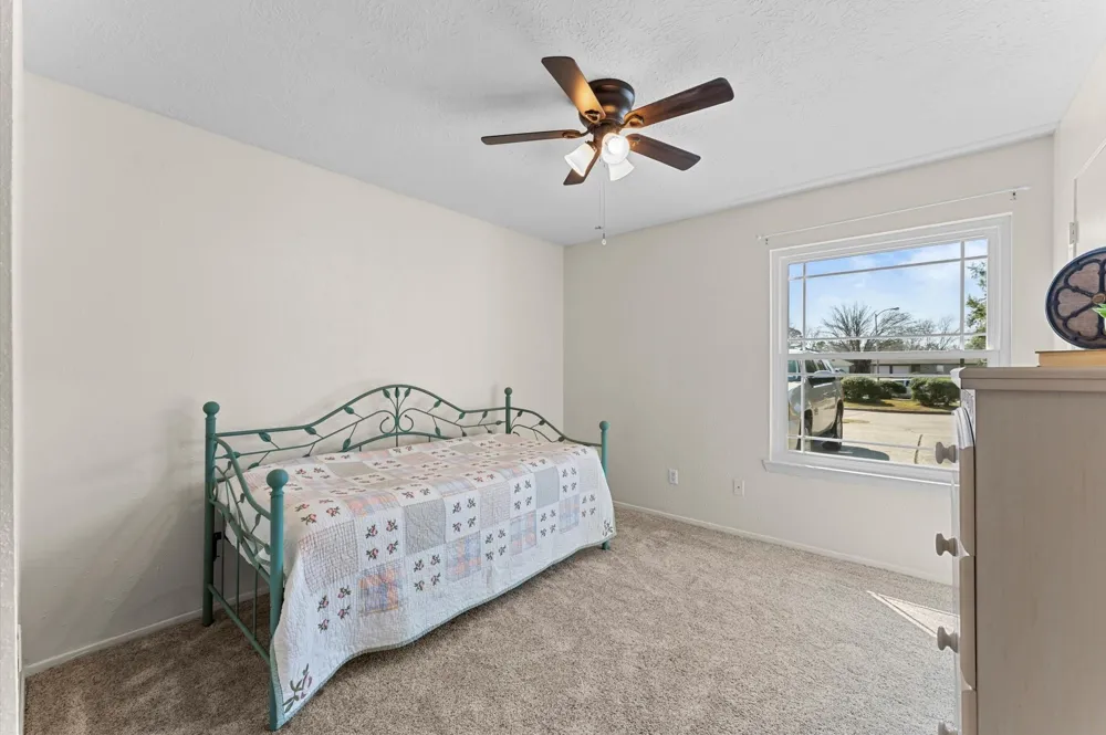 17815 Heritage Colony Court Webster, TX 77598