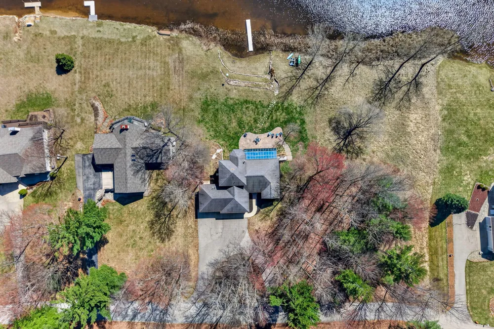 9613 Fawn Ridge Road Morton Township, MI 49346