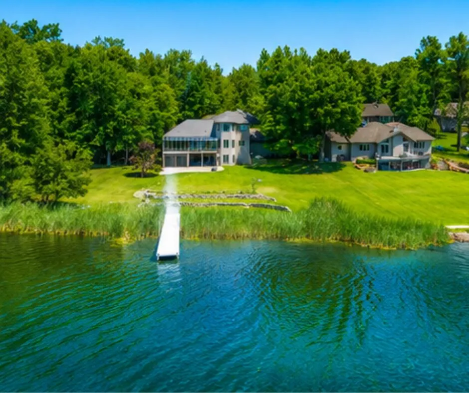 9613 Fawn Ridge Road Morton Township, MI 49346