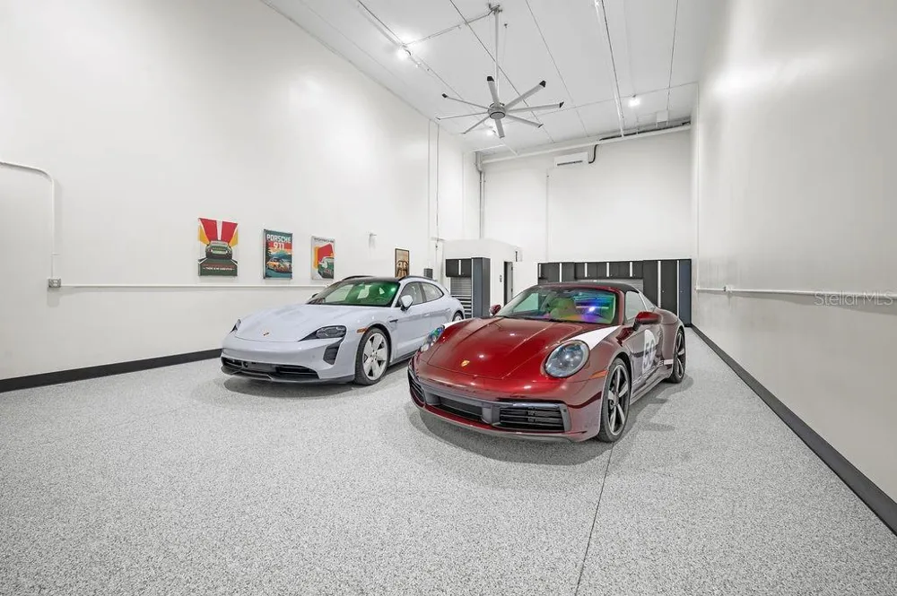 5431 COMMUNICATIONS PARKWAY #29 Lakewood Ranch, FL 34240