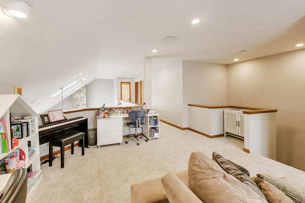 292 River Run Drive Royalton Township, MI 49085