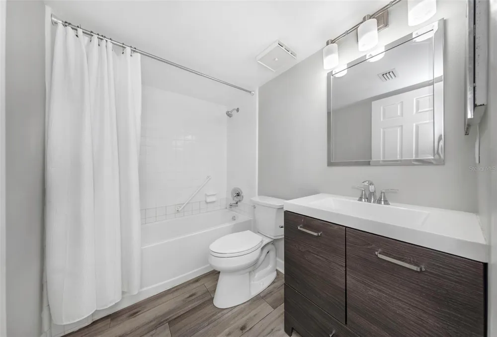 1281 PINE RIDGE CIRCLE E #A2 Tarpon Springs, FL 34688