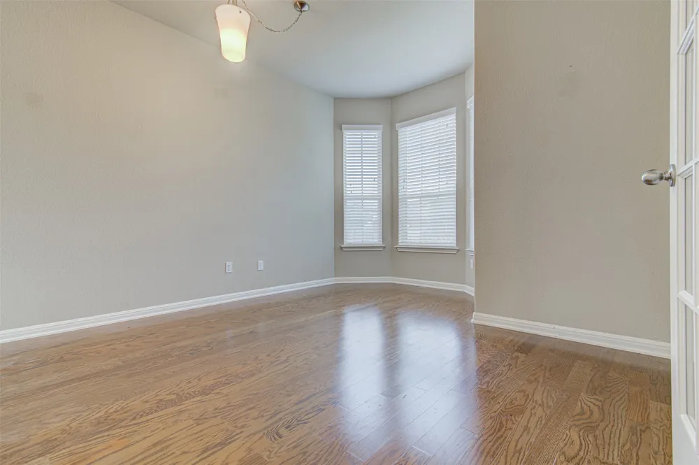 2712 Enza Court Round Rock, TX 78665
