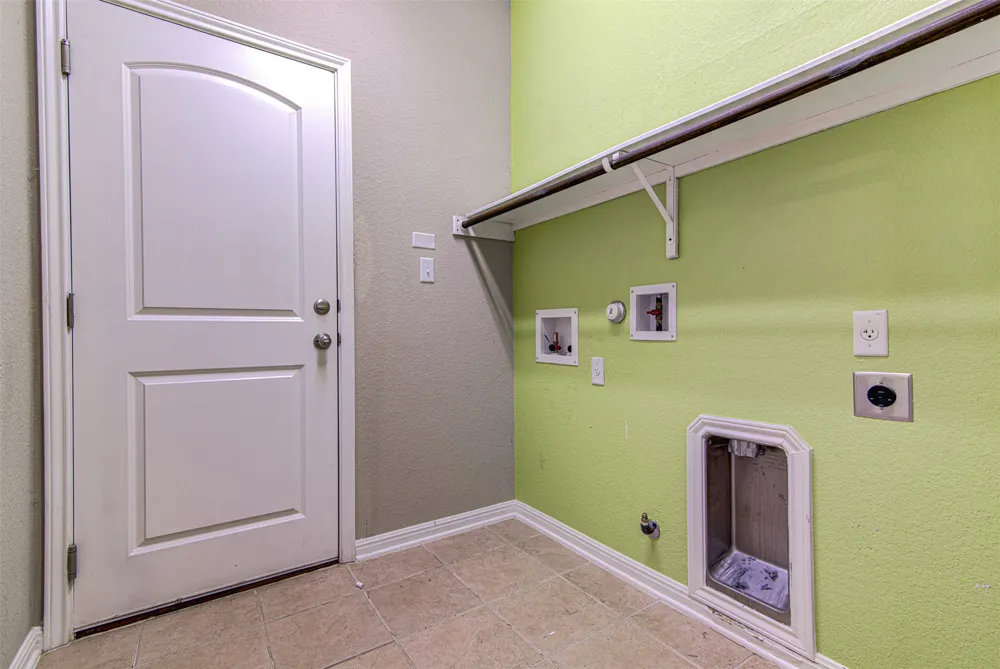 2712 Enza Court Round Rock, TX 78665