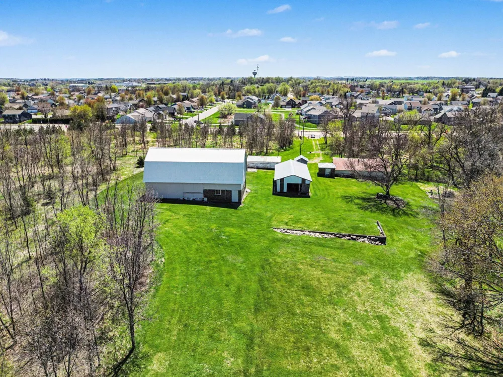 8071 70th Street W Lonsdale, MN 55046