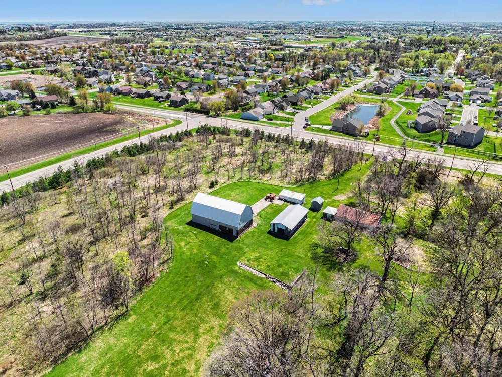 8071 70th Street W Lonsdale, MN 55046