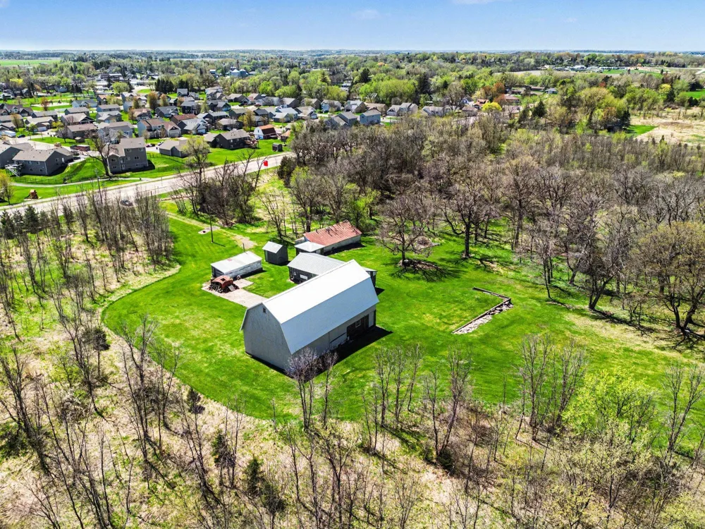 8071 70th Street W Lonsdale, MN 55046