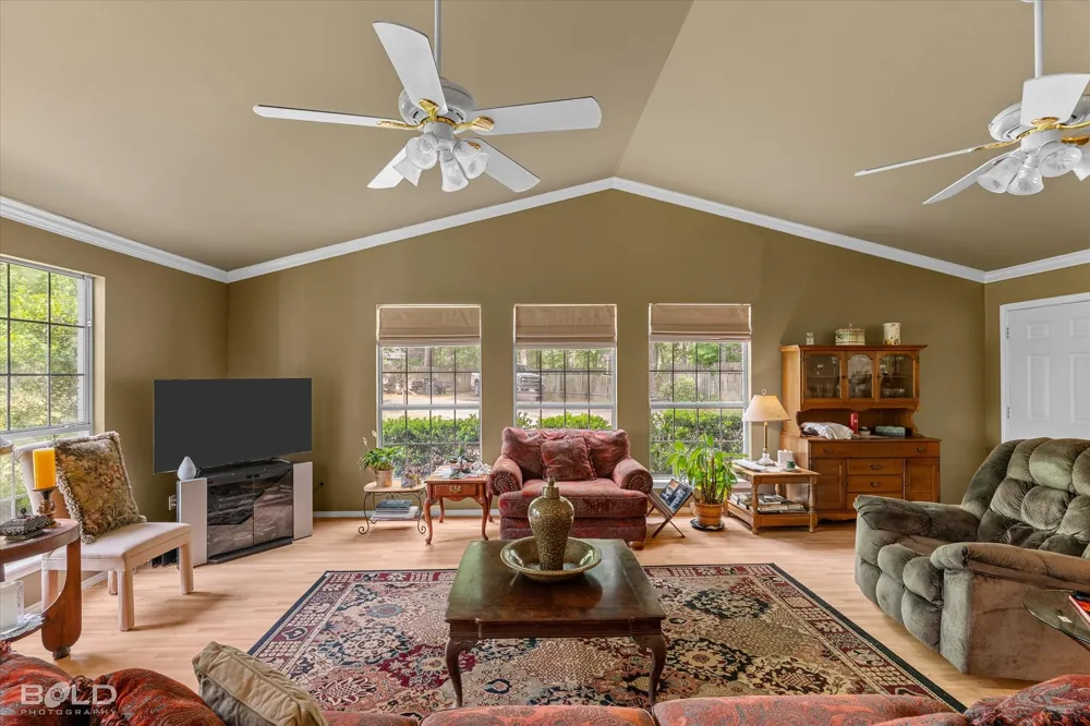 120 Gray Circle Benton, LA 71006