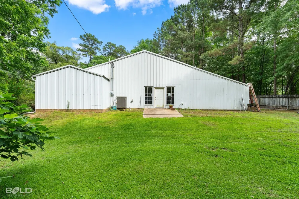 120 Gray Circle Benton, LA 71006