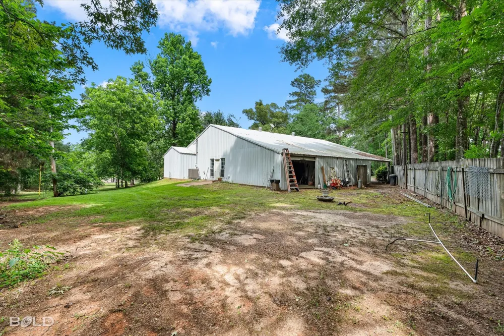 120 Gray Circle Benton, LA 71006