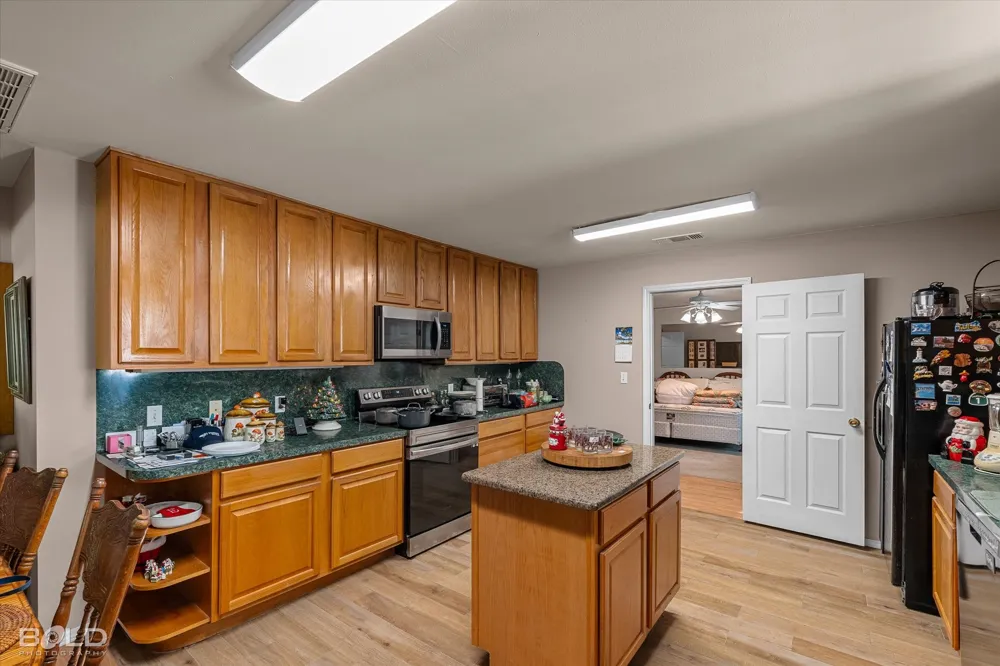 120 Gray Circle Benton, LA 71006