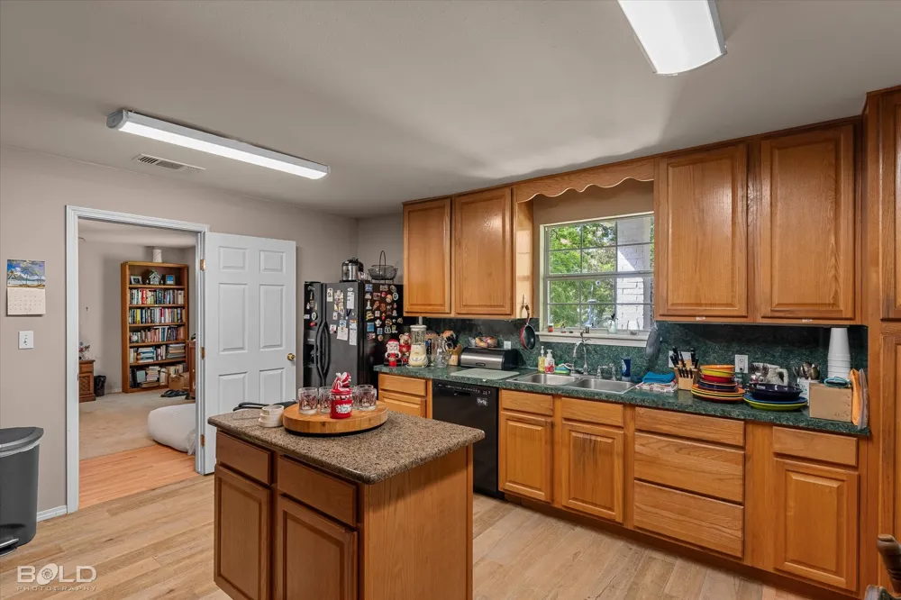 120 Gray Circle Benton, LA 71006