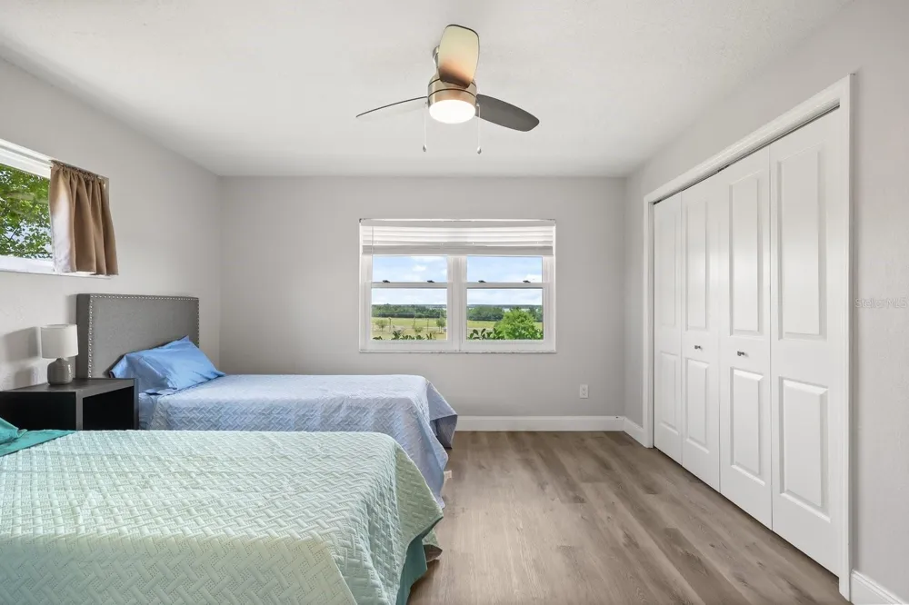 37153 COUNTY ROAD 452 Grand Island, FL 32735