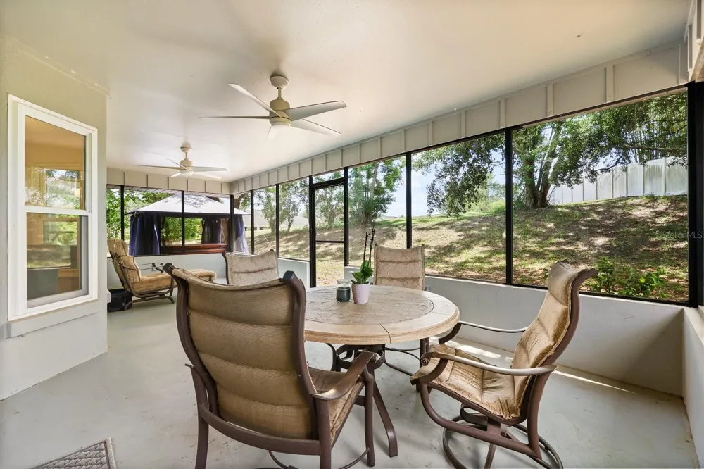 37153 COUNTY ROAD 452 Grand Island, FL 32735