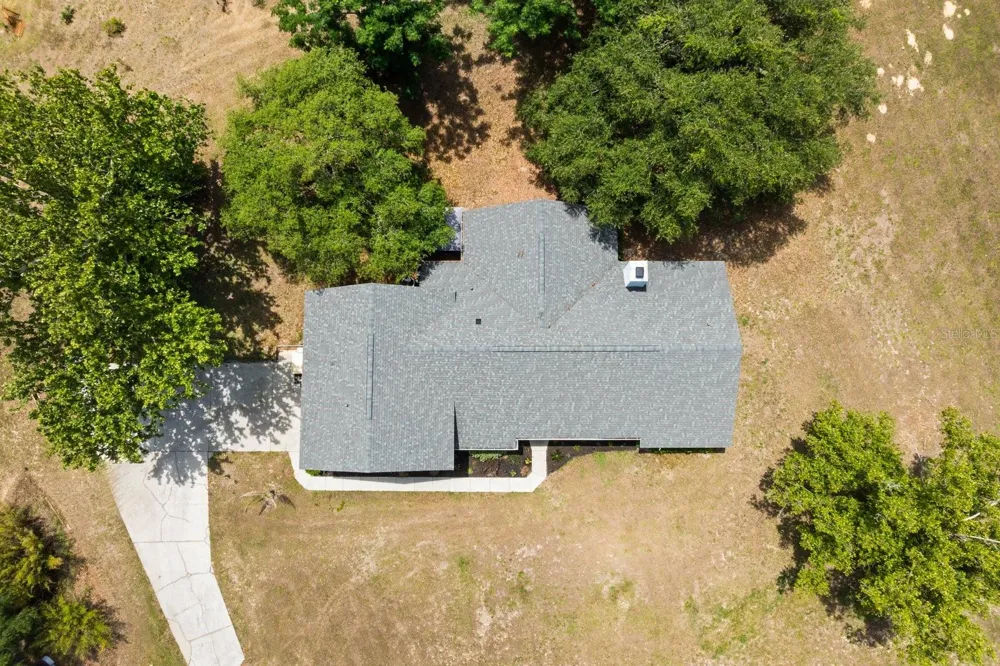 37153 COUNTY ROAD 452 Grand Island, FL 32735
