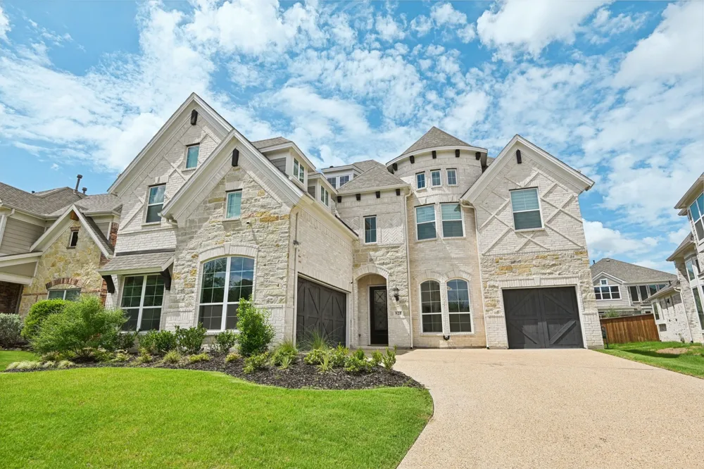 925 Oglethorpe Lane Savannah, TX 76227